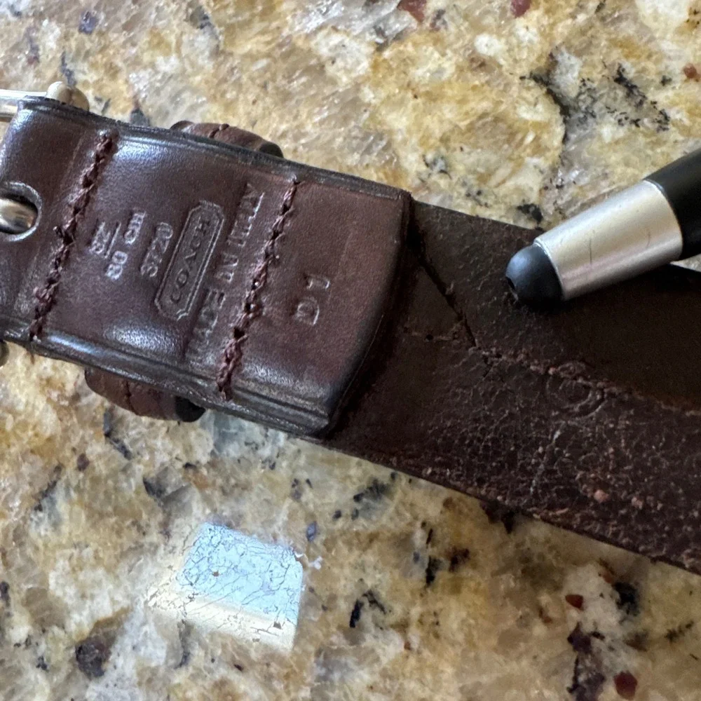 Coach 3720 Mens Dark Brown Leather Belt 80cm 32 Made in Italy Silver Buckle